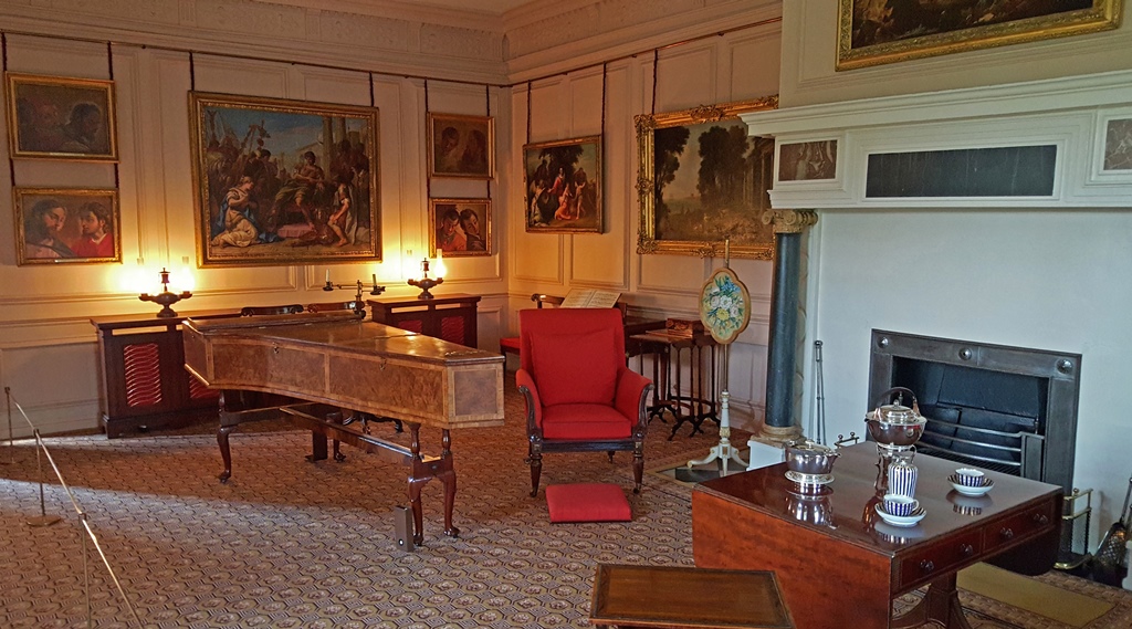 Queen's Drawing Room